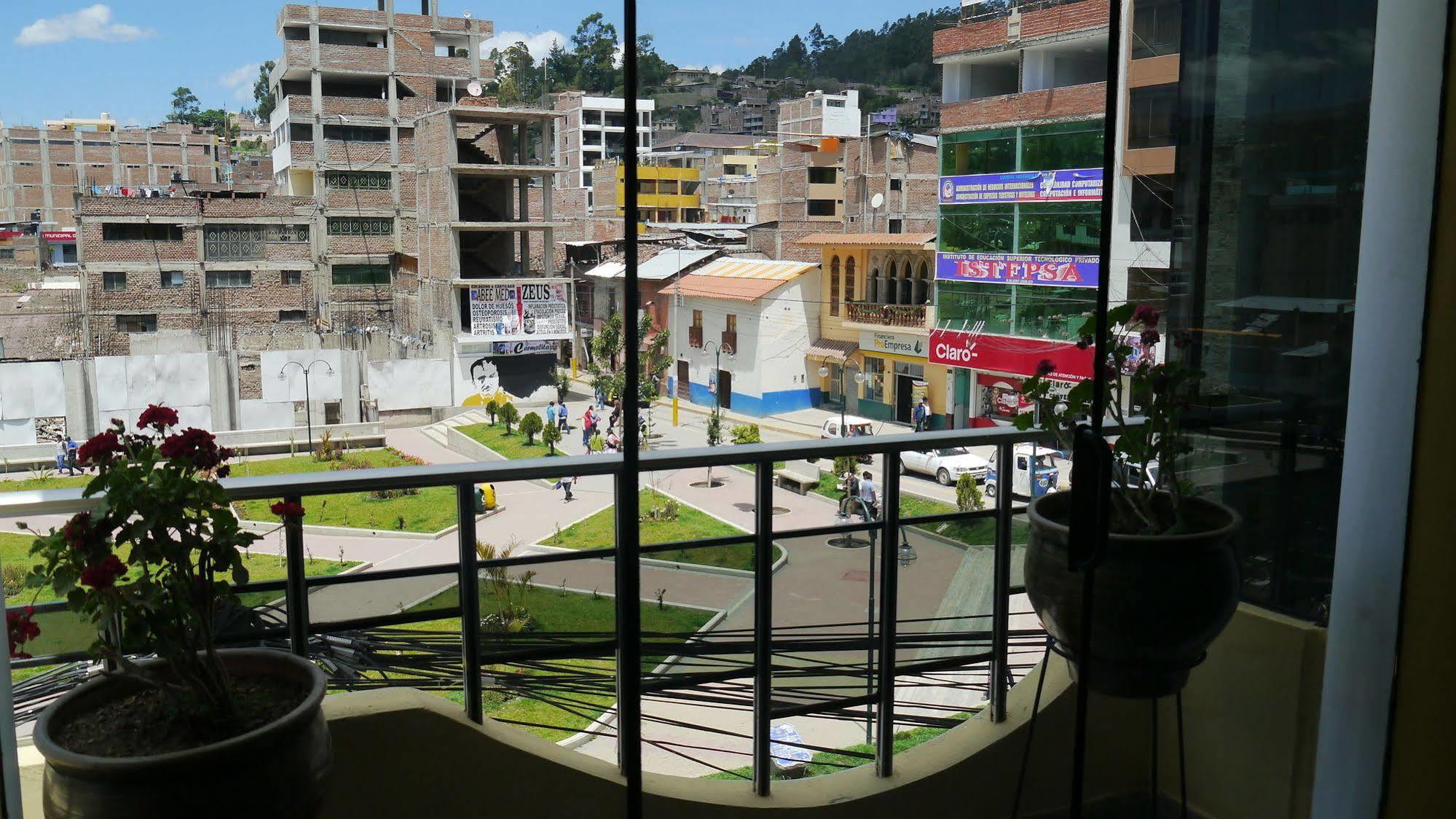 El Parque Hotel Andahuaylas Zewnętrze zdjęcie
