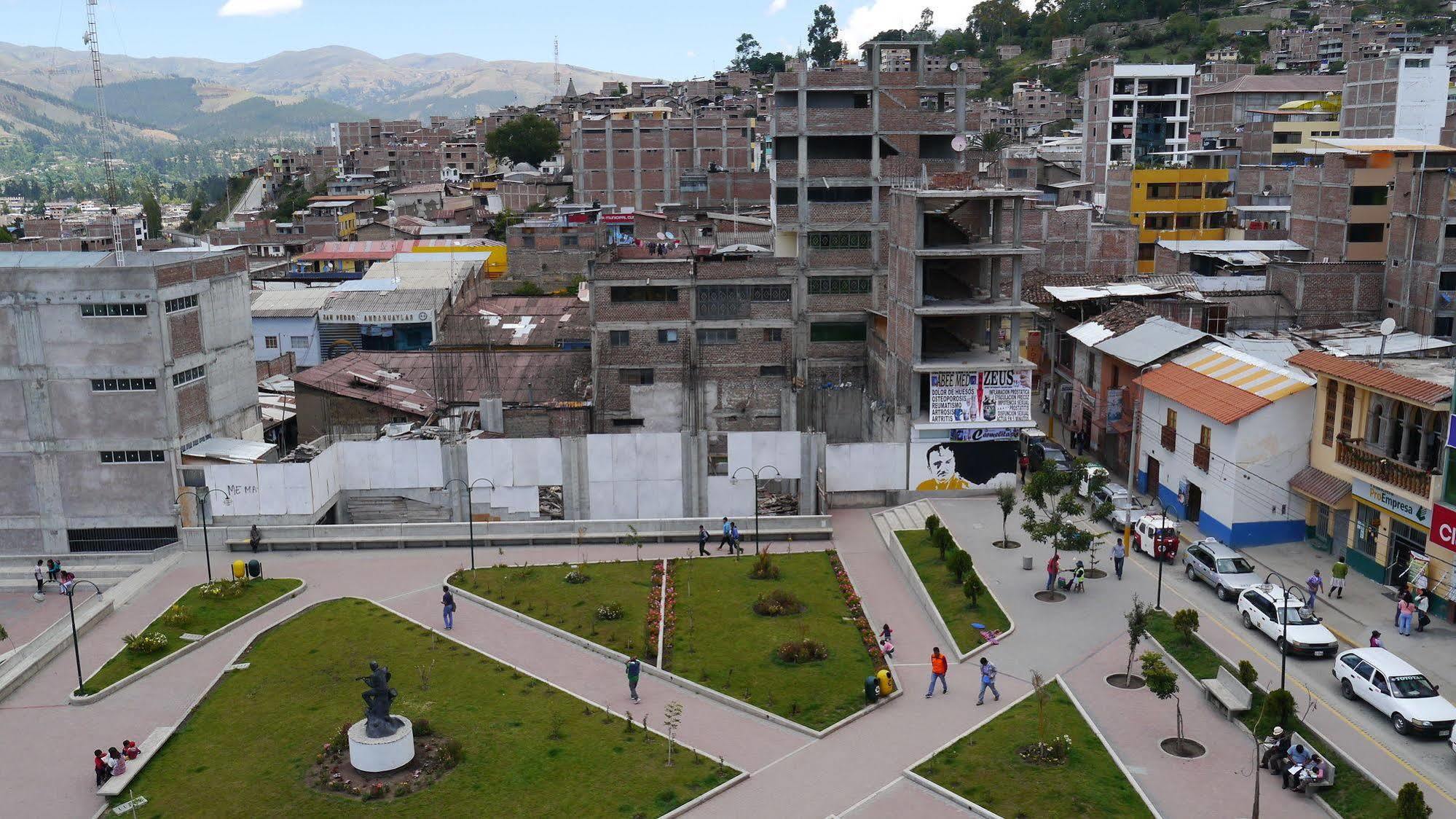 El Parque Hotel Andahuaylas Zewnętrze zdjęcie