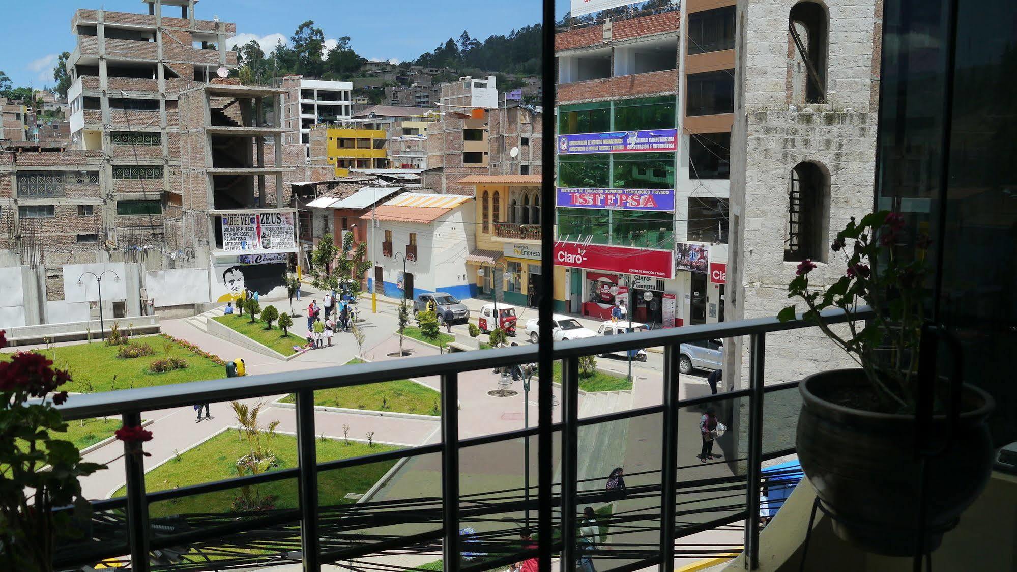 El Parque Hotel Andahuaylas Zewnętrze zdjęcie